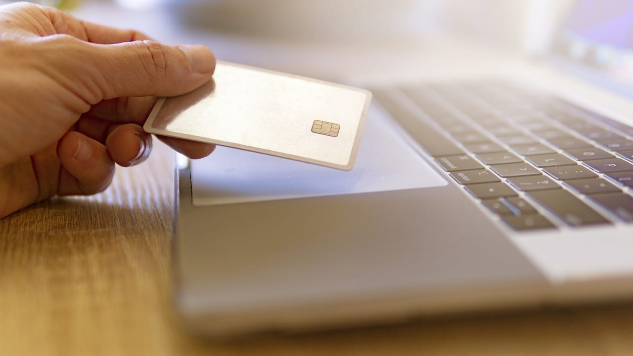 Commerce agentique : l’IA qui simplifie vos achats en 2026